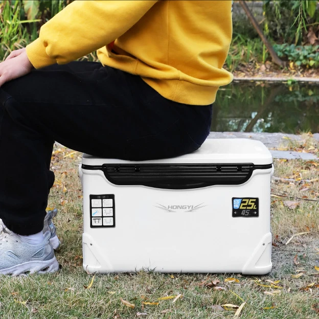 202125W Best Insulation Large Ultra Light Wheeled Ice Bucket Sea Sailing Fishing Fish Box With Large Capacity