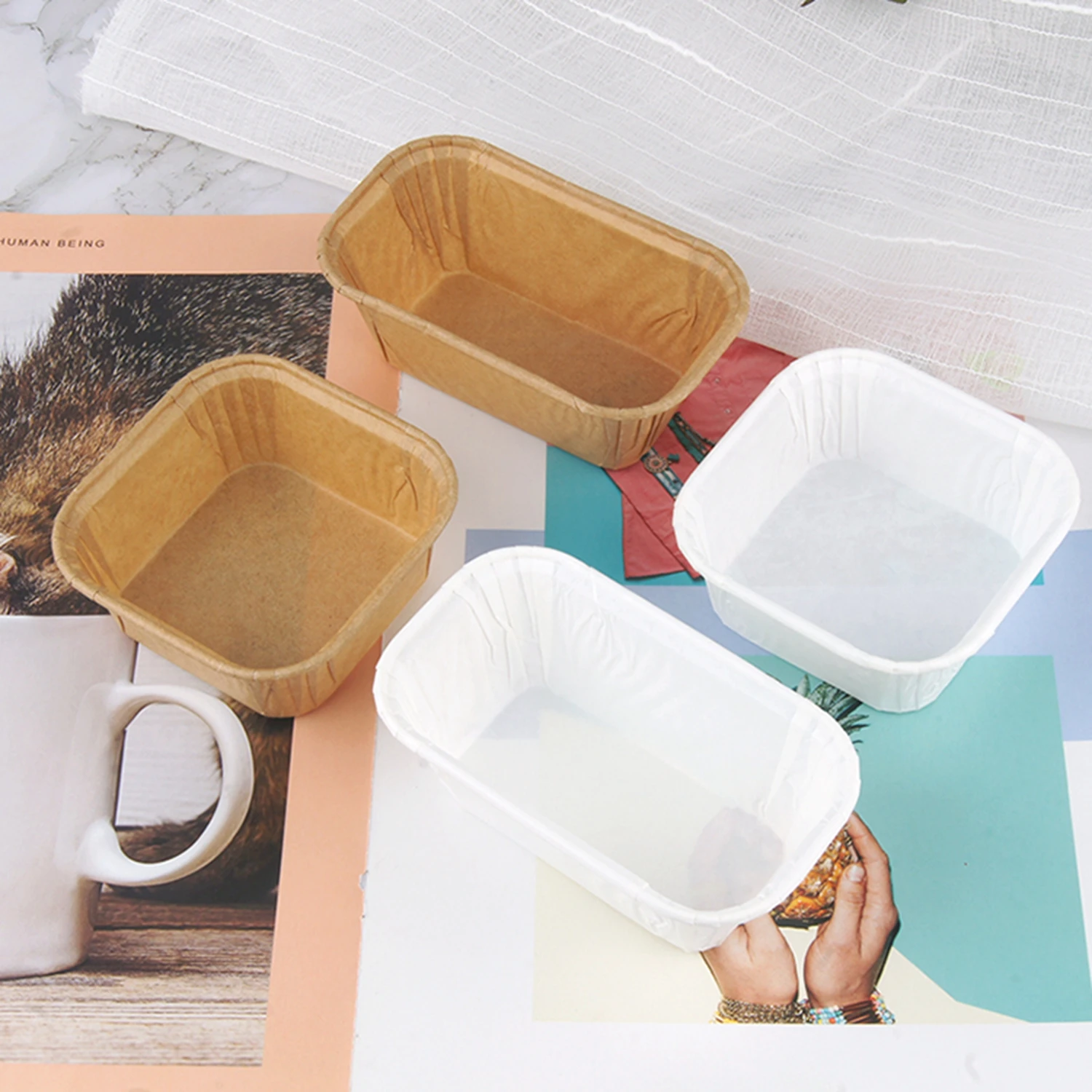 Factory Wholesale Disposable Muffin Cake Paper Baking Cups High Quality Greaseproof Paper Cupcake Liners Paper Baking Pans Mould