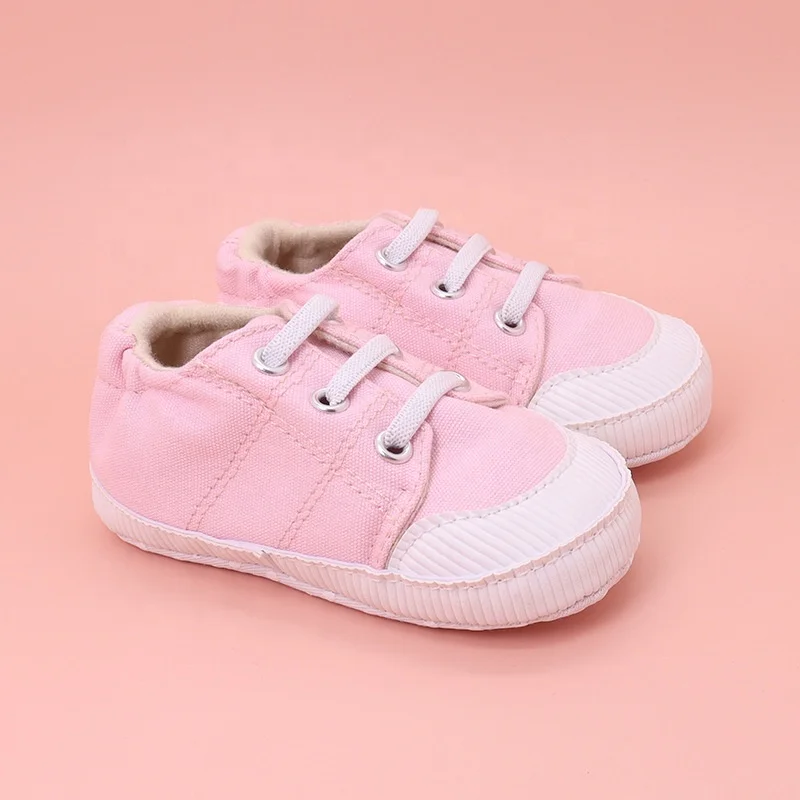 Canvas soft sole walking shoes for