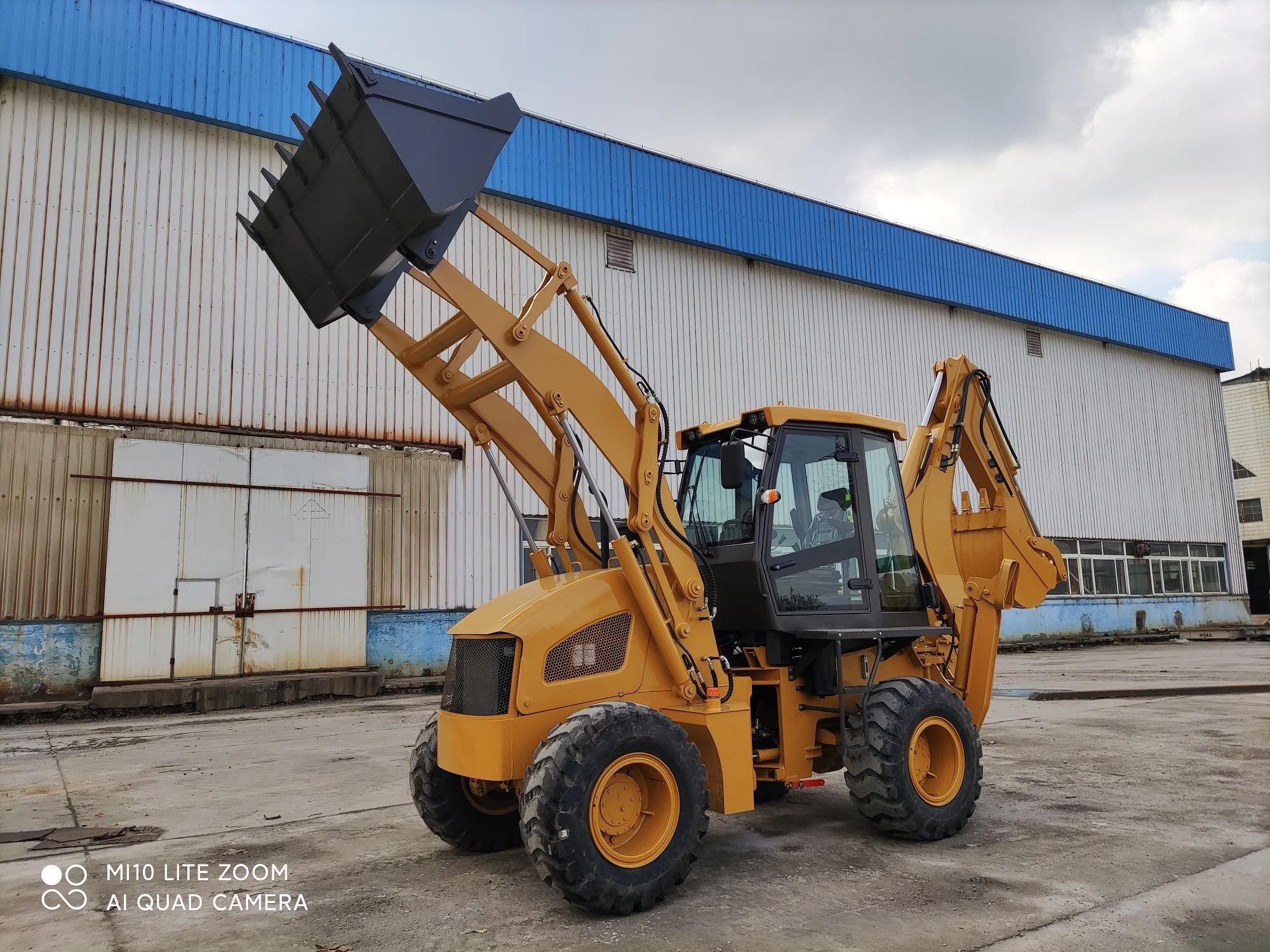 LC40-28(Luxurious) China Wheel Mini Skid Steer Loader Backhoe with Width Bucket Ready