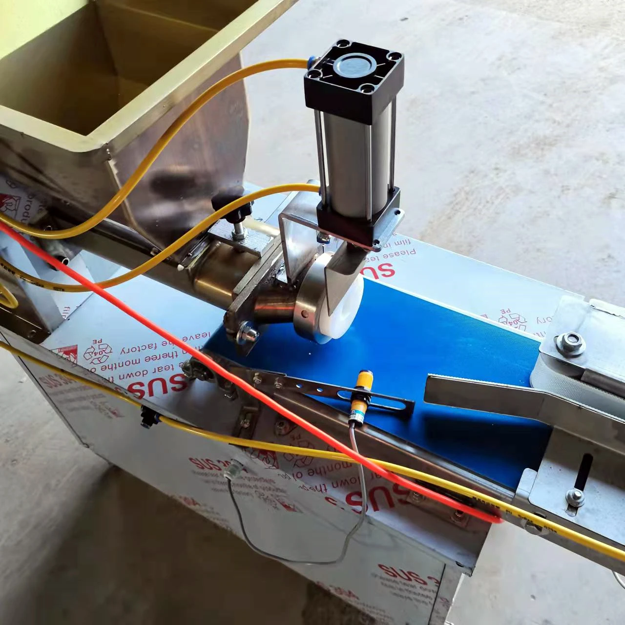 Stainless Steel Tortilla Press Mooncake Production Machine Pancake Cake Crust Press Forming Machine