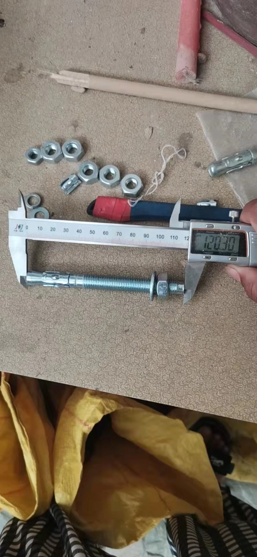 Wedge Anchor Full threading White Zinc Plated Cold Forged for Concrete Walls Through Bolt