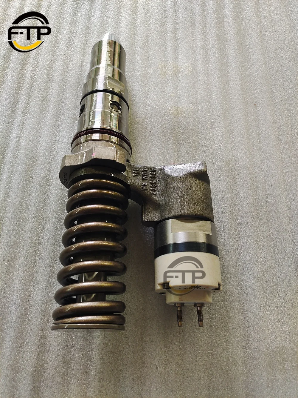 High quality Diesel Engine Fuel Injector 392-0211