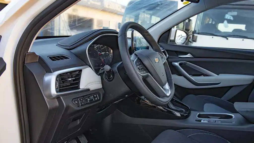 CHASIS USED Chevrolet Captiva Premier 7 Seater 1.5P READY FOR SHIPPING