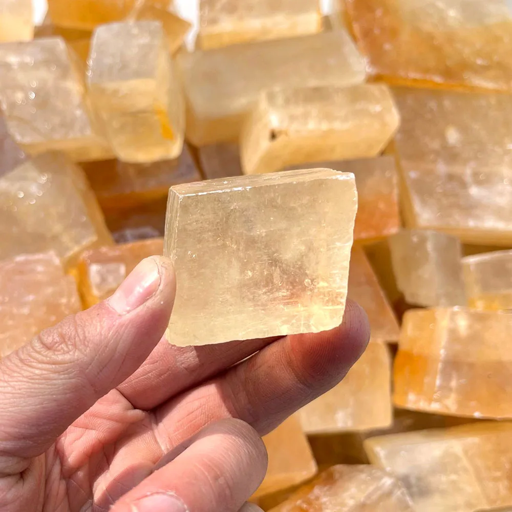 Wholesale natural crystal calcite yellow stone high quality raw yellow calcite stone