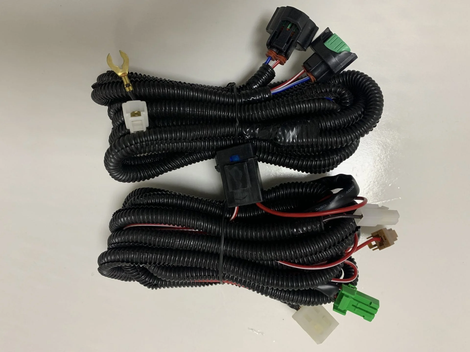 manufacturer custom Universal Car Fog Light Wiring Harness Kit with Fuse and Relay Switch wire cable For Toyota Innova