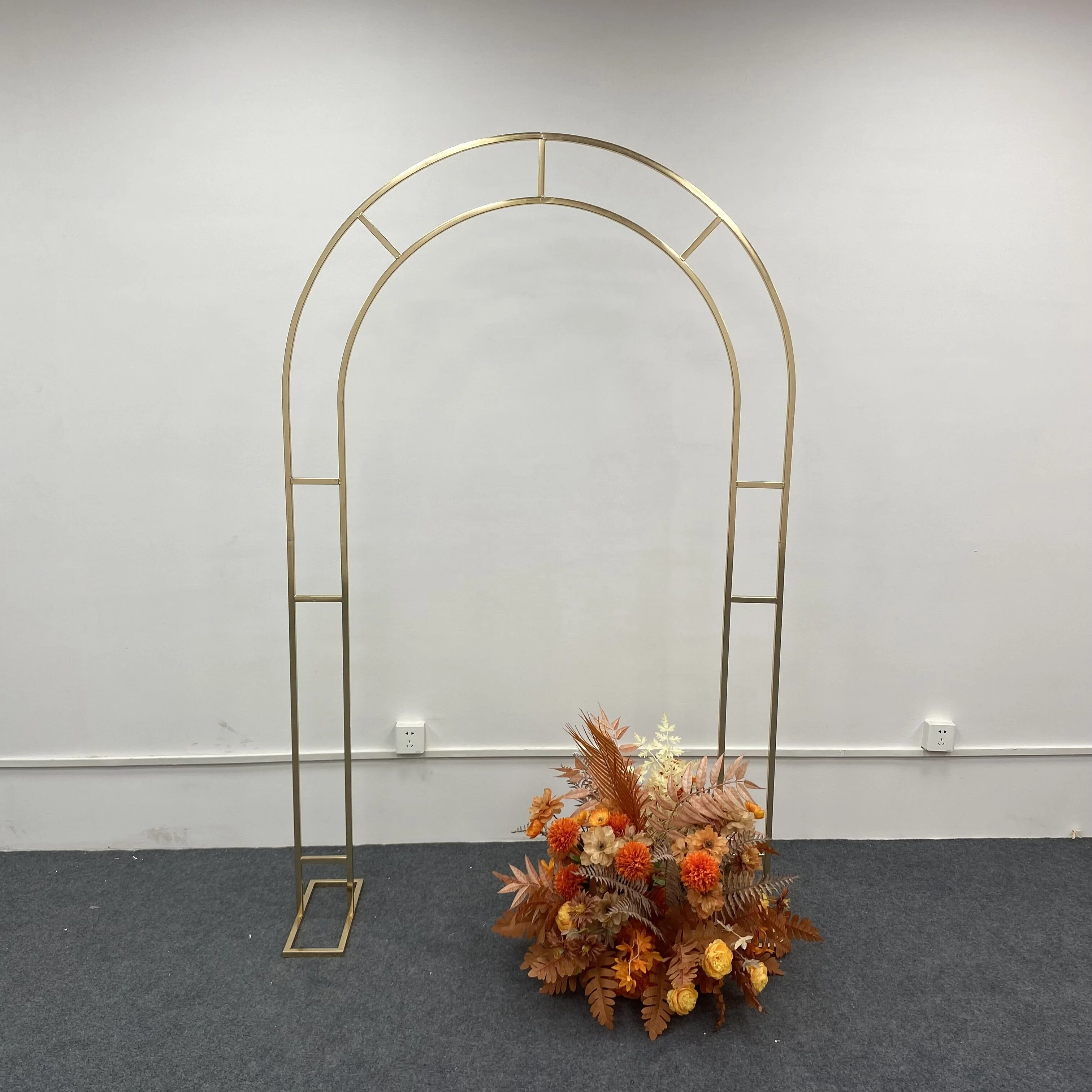 2022 new shining gold  iron circle arch backdrop wedding stand round outdoor wedding arch