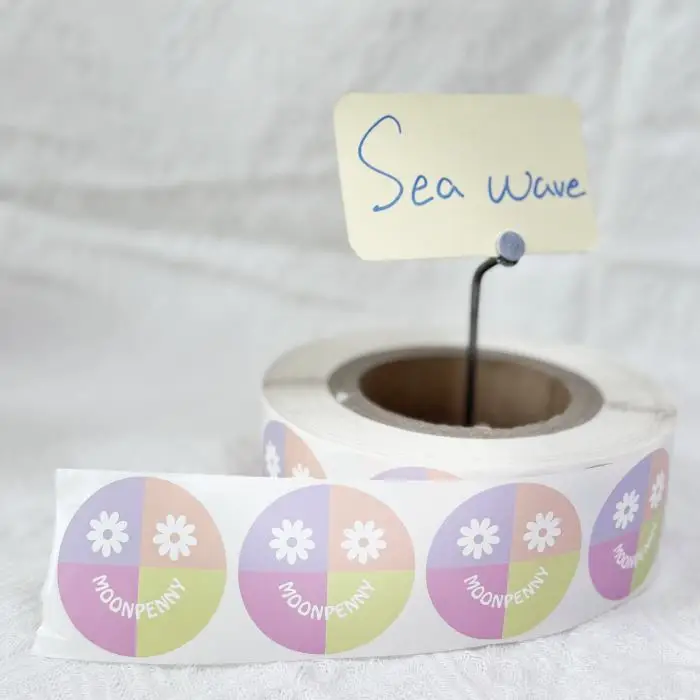 Factory Hot Sale Custom Die Cut Circle Stickers Roll Waterproof Round Vinyl Sticker Product Logo Label Printing