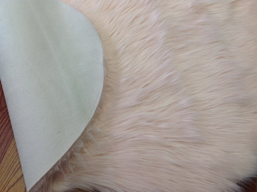 Carpet Manufacture Pink Color Animal Shape Faux Sheepskin Fur Rug Plush Fur Rug for Home Decoration