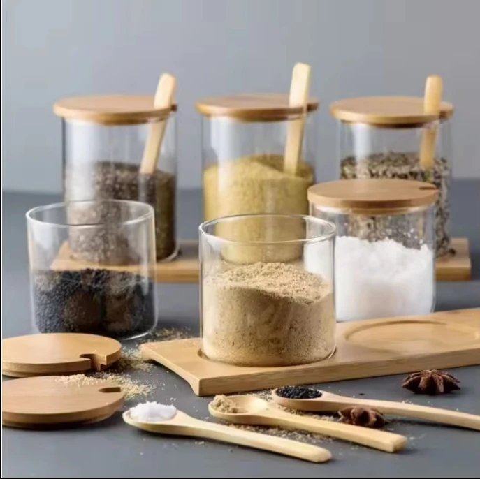 Factory Price 300ml kitchen gadgets Custom kitchenware set Kitchen seasoning Glass storage tank Salt tank