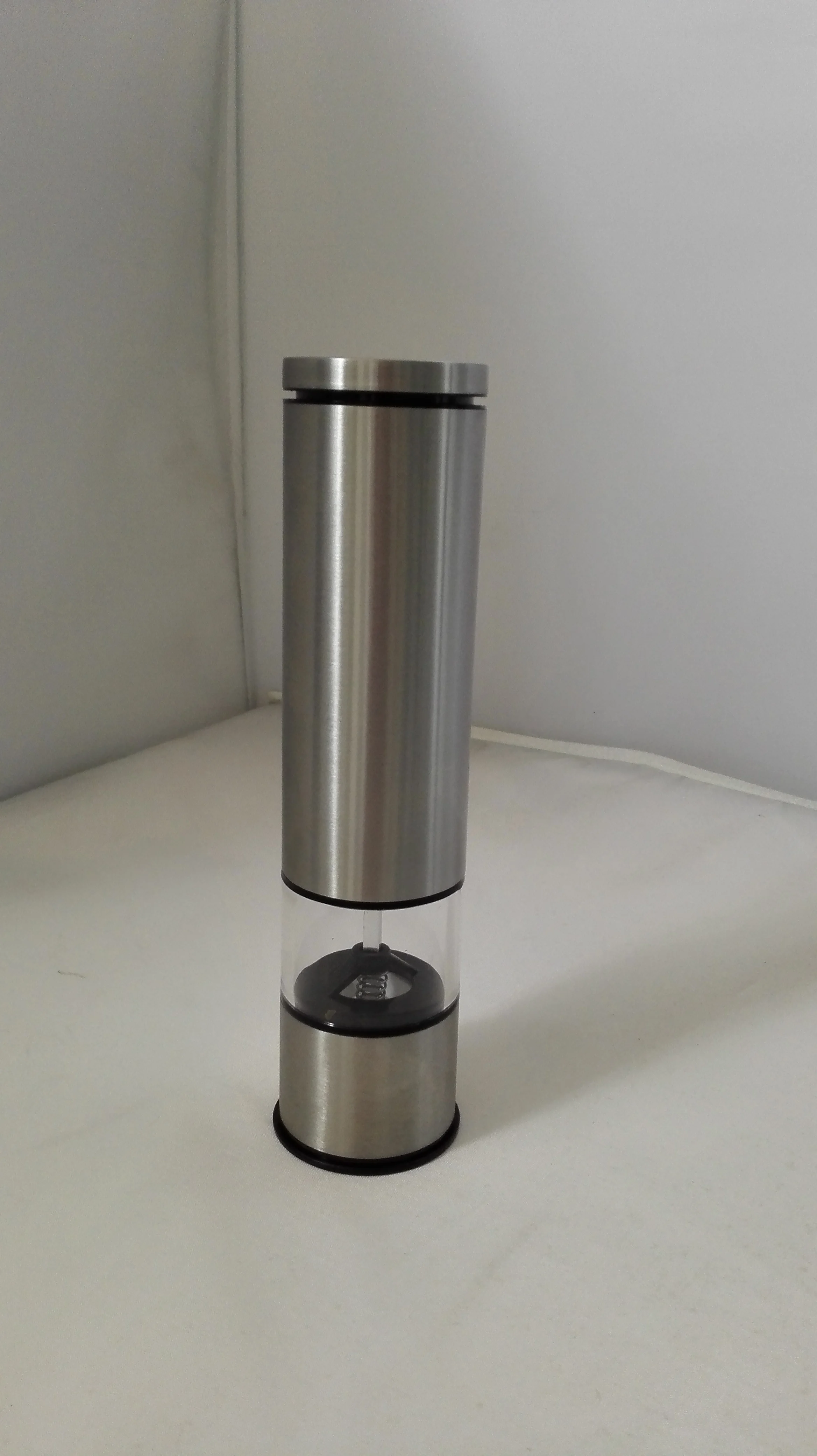 
Simple Style Manual Operated Salt and Pepper Grinder 