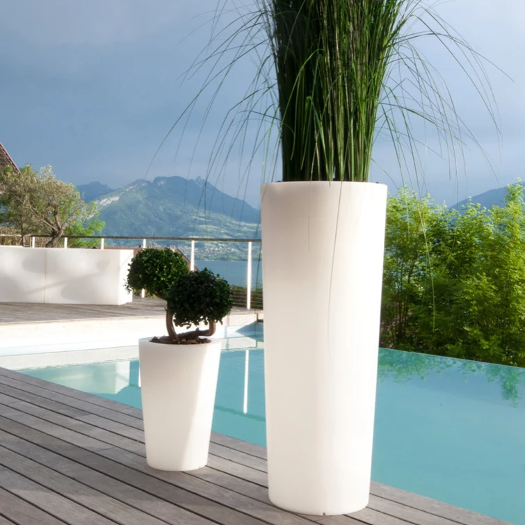 Led light rgb illuminated garden pots and planters