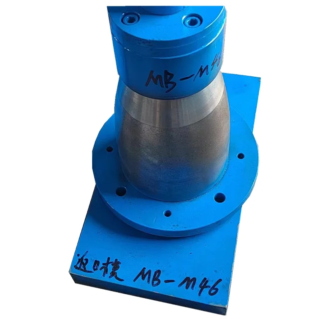 PLASTIC INJECTION AND IRON MOLD