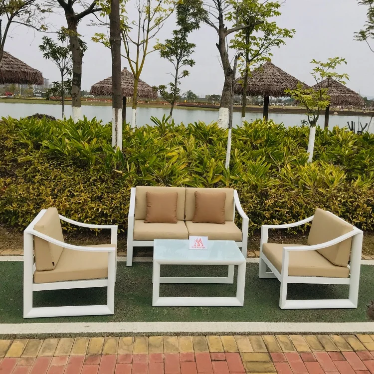 2022 Modern KD Outdoor Garden 4 PCS Seating Sofa Set Sectional Patio Hotel Furniture Luxury Aluminum Conversation Garden Couch