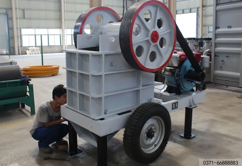 Diesel version rock jaw crusher
