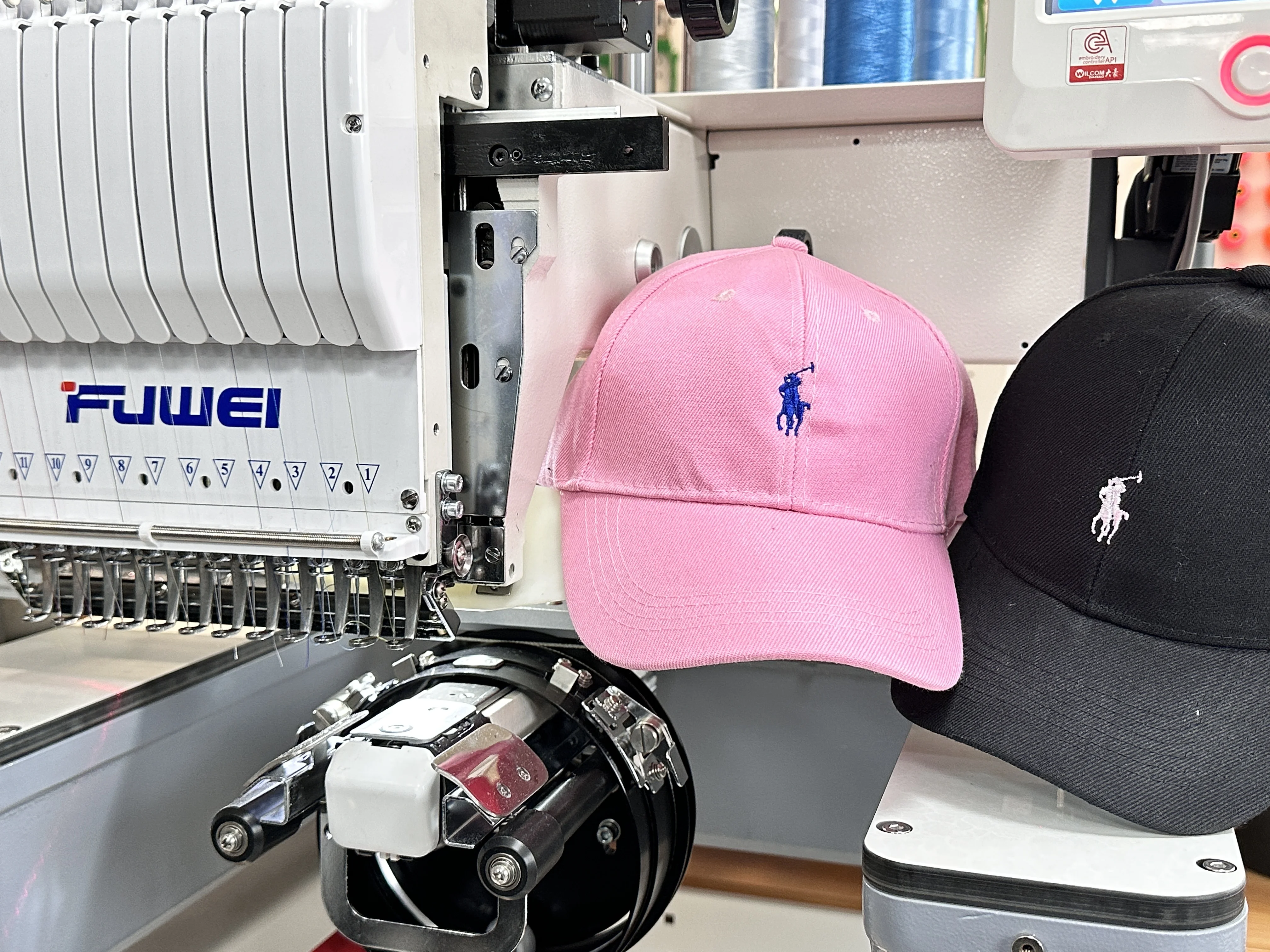 FUWEI cheap prices hat garment mini retail digital single head flat automatic embroidery machine