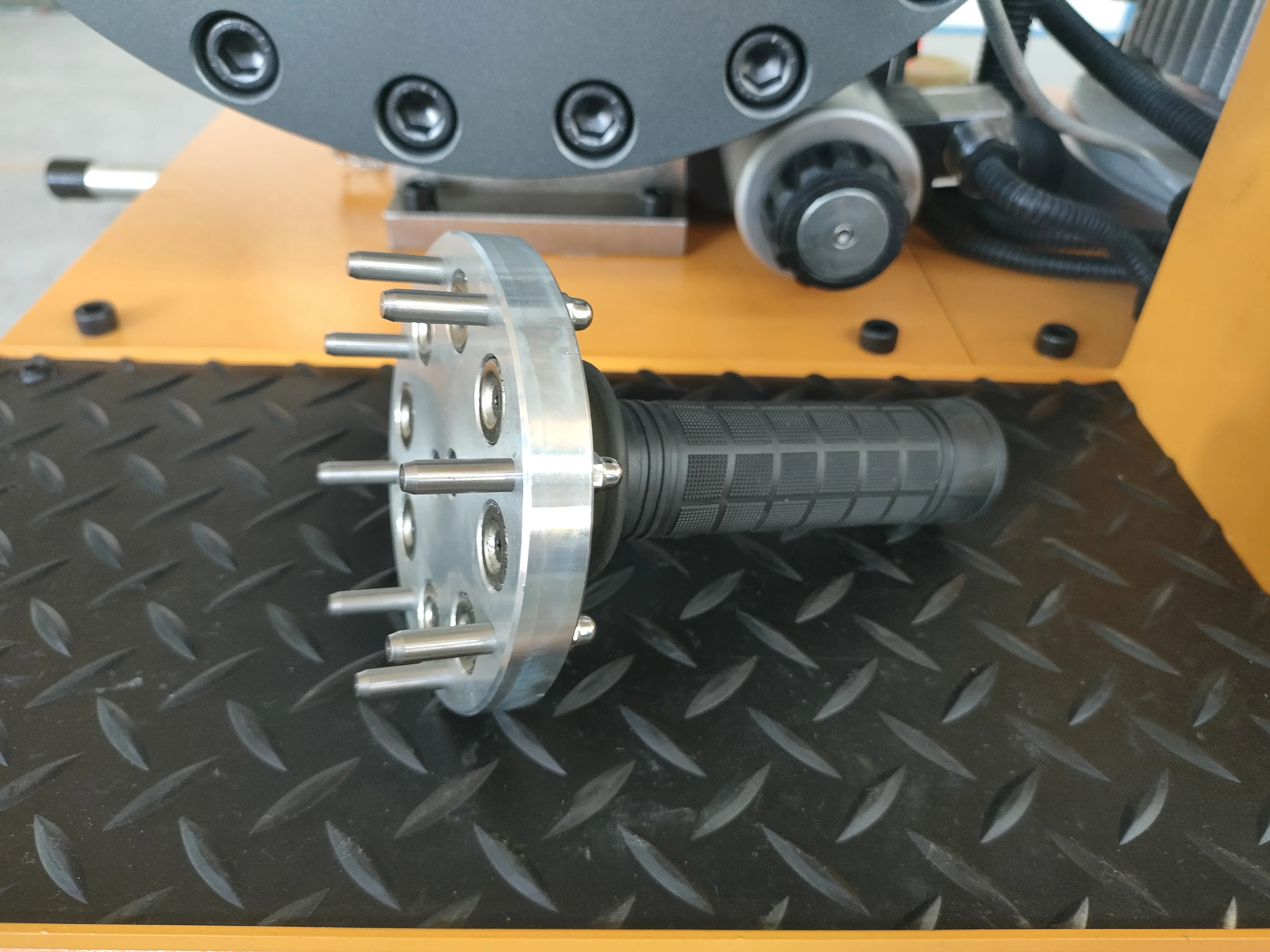 High quality with a good price 2 inch Hydraulic Hose Crimping Machine FINN POWER Hose Crimper
