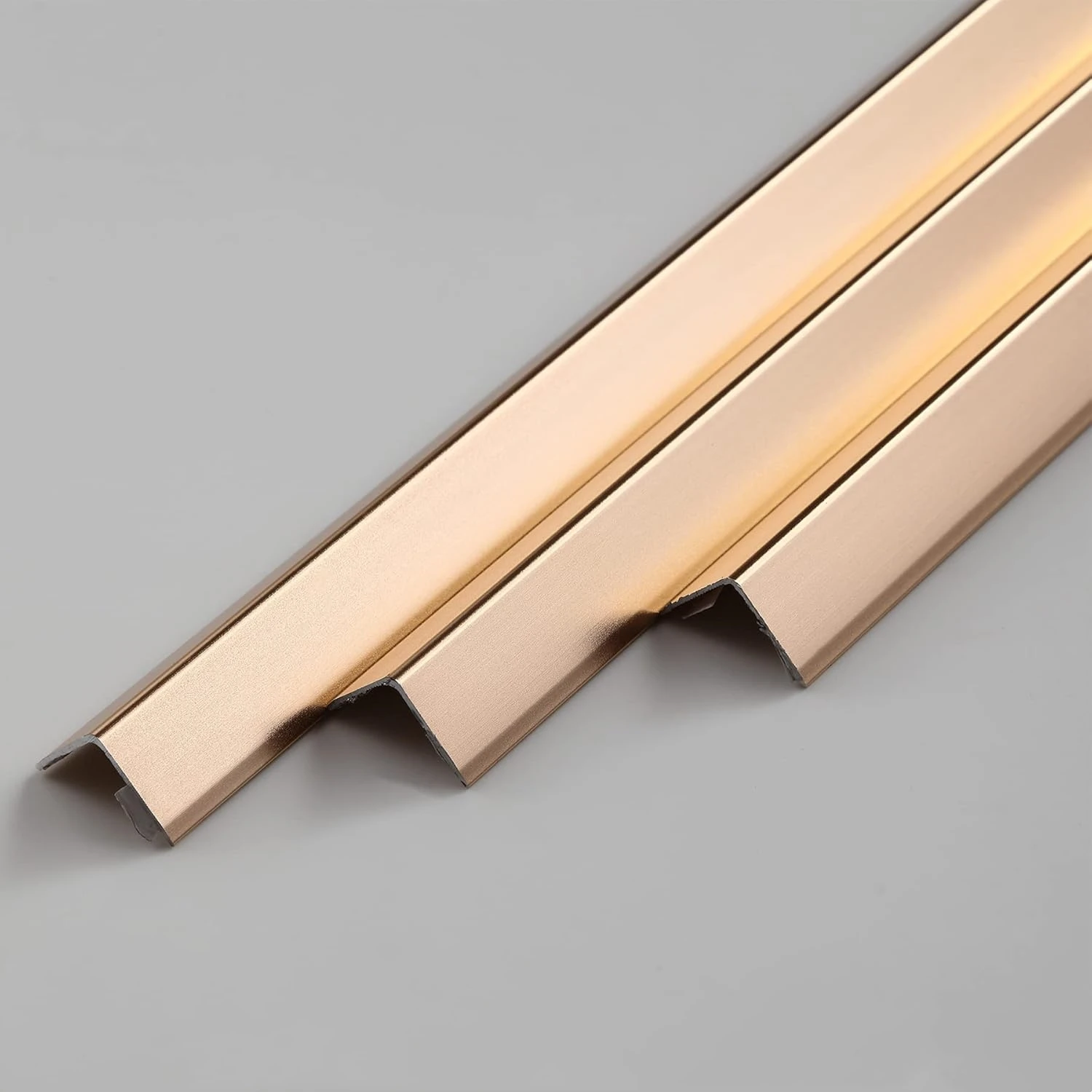 Hot Selling Xinye Decorative Profiles L Shape Stainless Steel Tile Trim for Wall Floor Furniture Tile Edge Protection Strip
