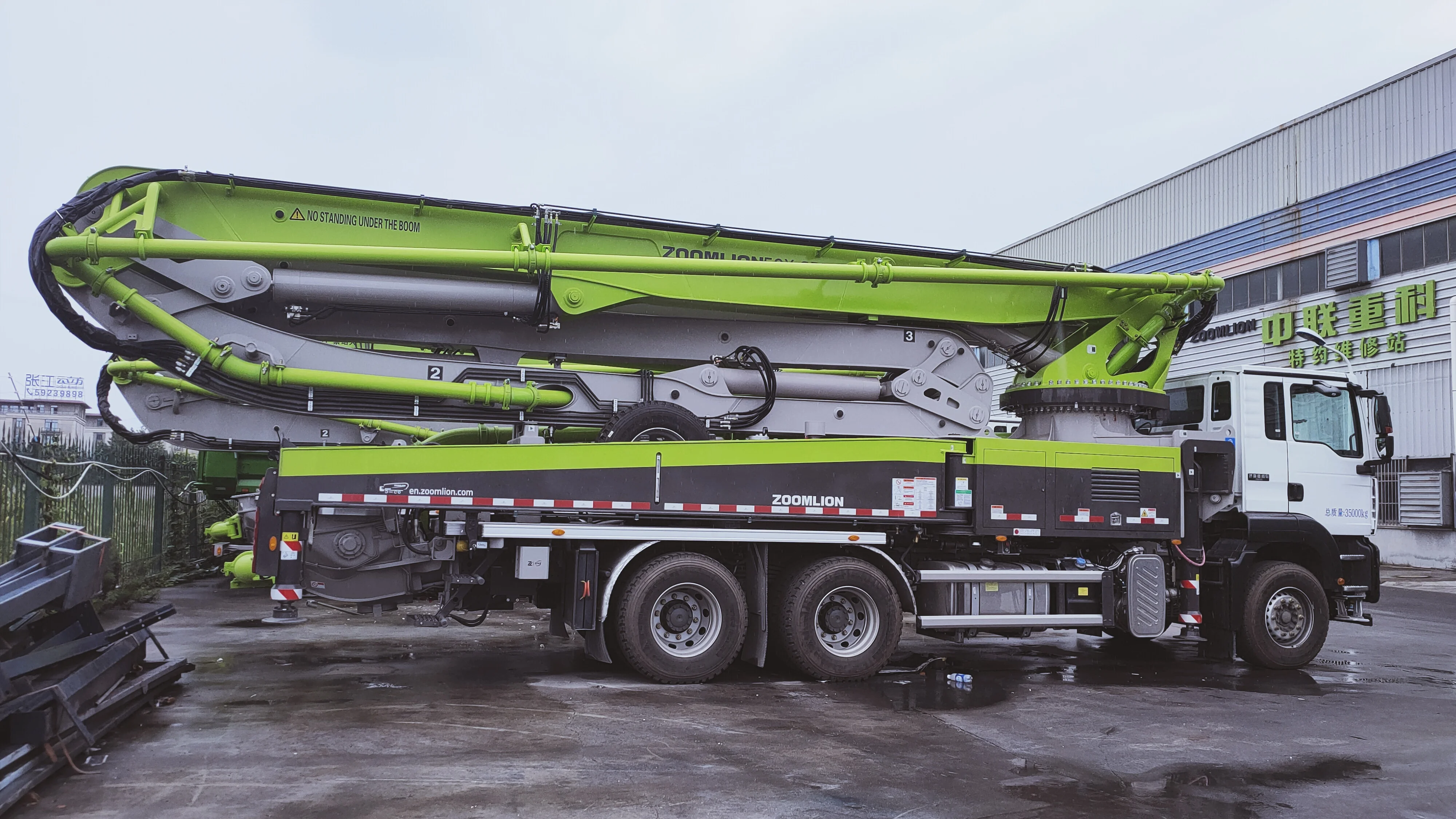 ZOOMLION 43M бетононасос 43X-5RZ с шасси Sitrak