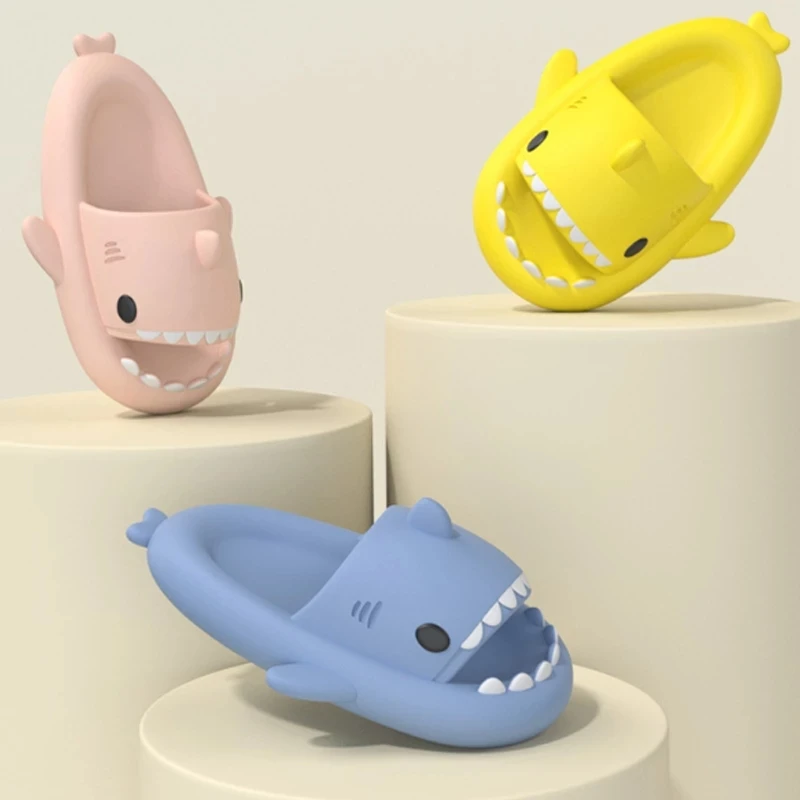 Womens Summer Sandals 2022 Flip Flops Men Shark-slippers Home Anti-skid Couple Fashion Shoes Outdoor Indoor Shark Slippers