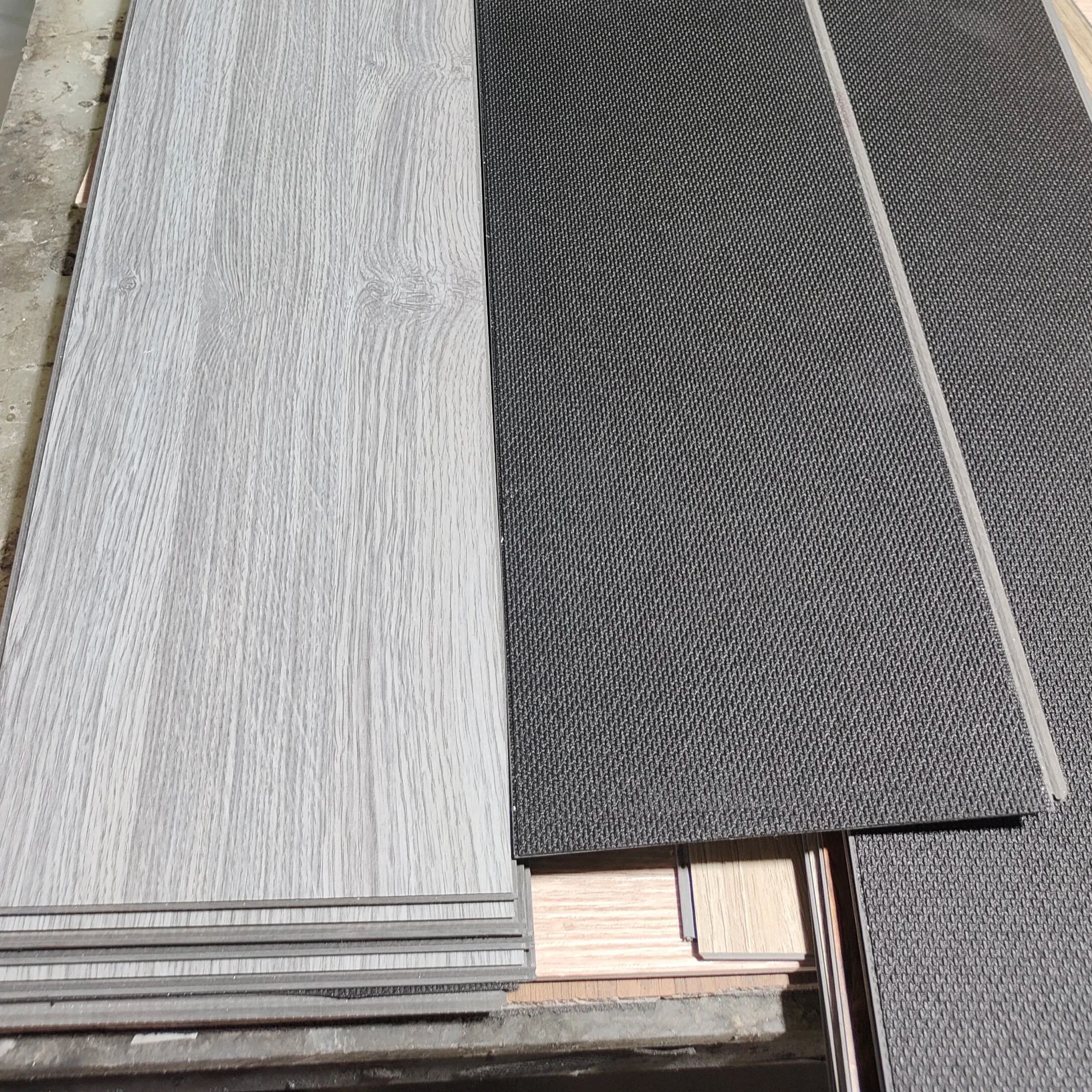 Luxury Deep Embossed Fireproof Soundproof Interlocking Home Decoration PVC SPC Floor Tile
