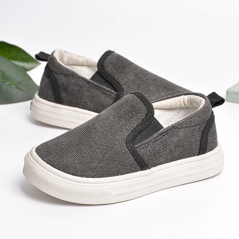 Wholesale customize kids  blank canvas sneaker children  good quality casual rubber shoes