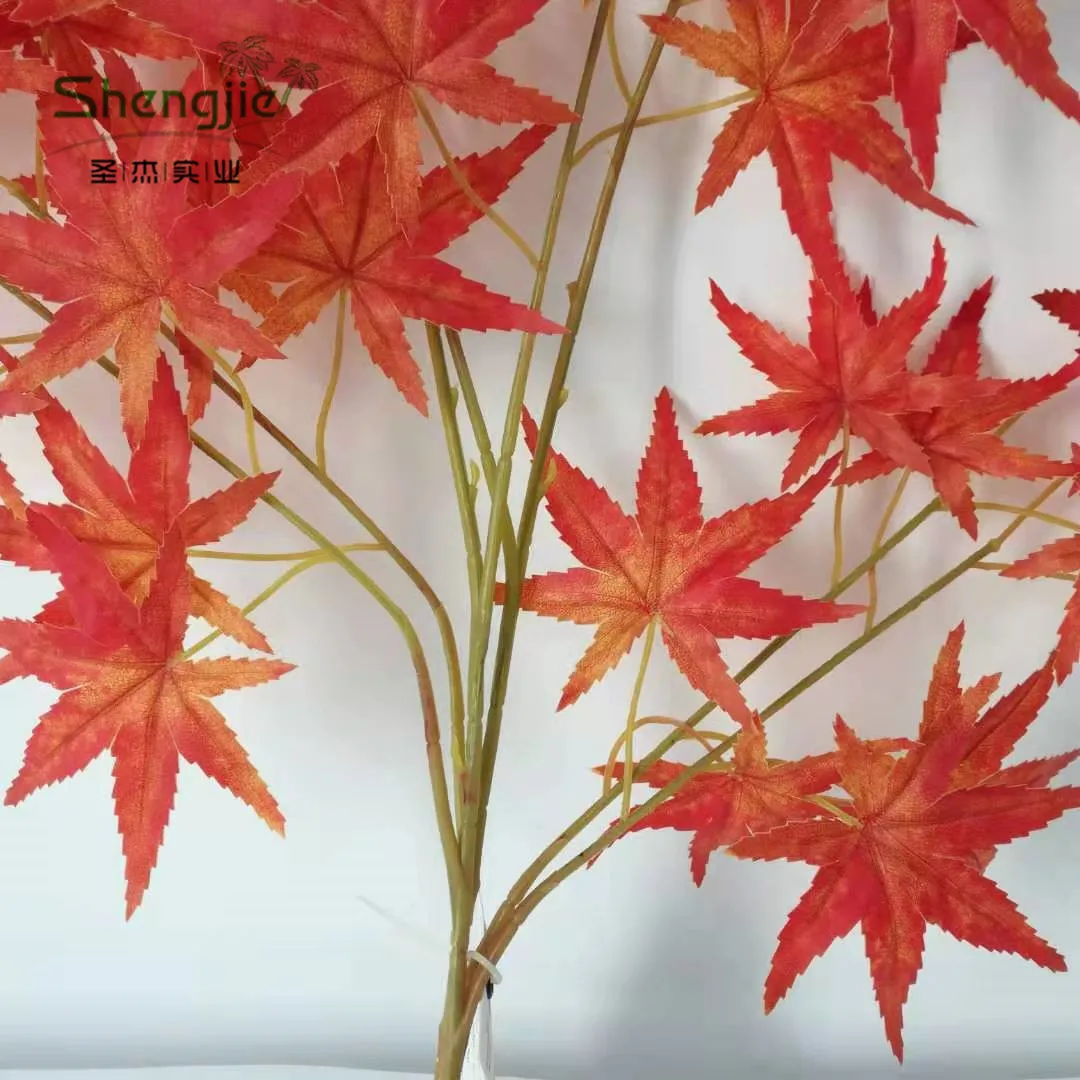 SJWS2014070409 Guangzhou manufacturer hot sell garden decorative syntheticfabric white color artificial maple leaf