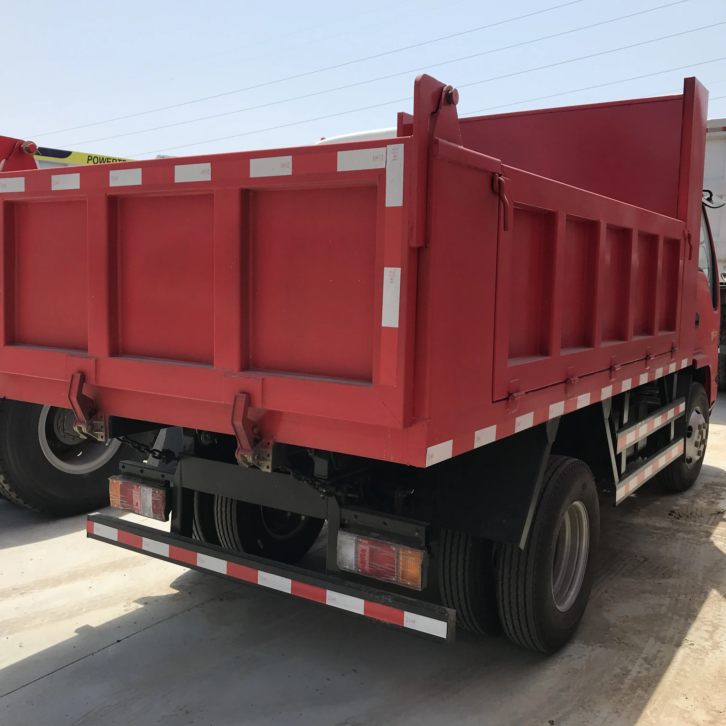 SINOTRUK CDW HOWO 4x2 Light Dump Truck Tipper for HOTsale-737B5A