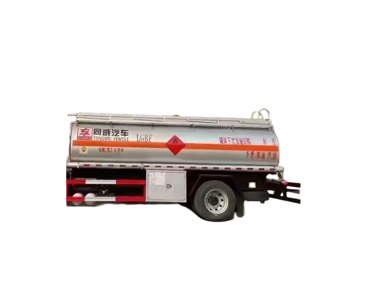 China CCQ High Quality Hot Sale oil tank truck  20000 liters oil tank truck  cooking