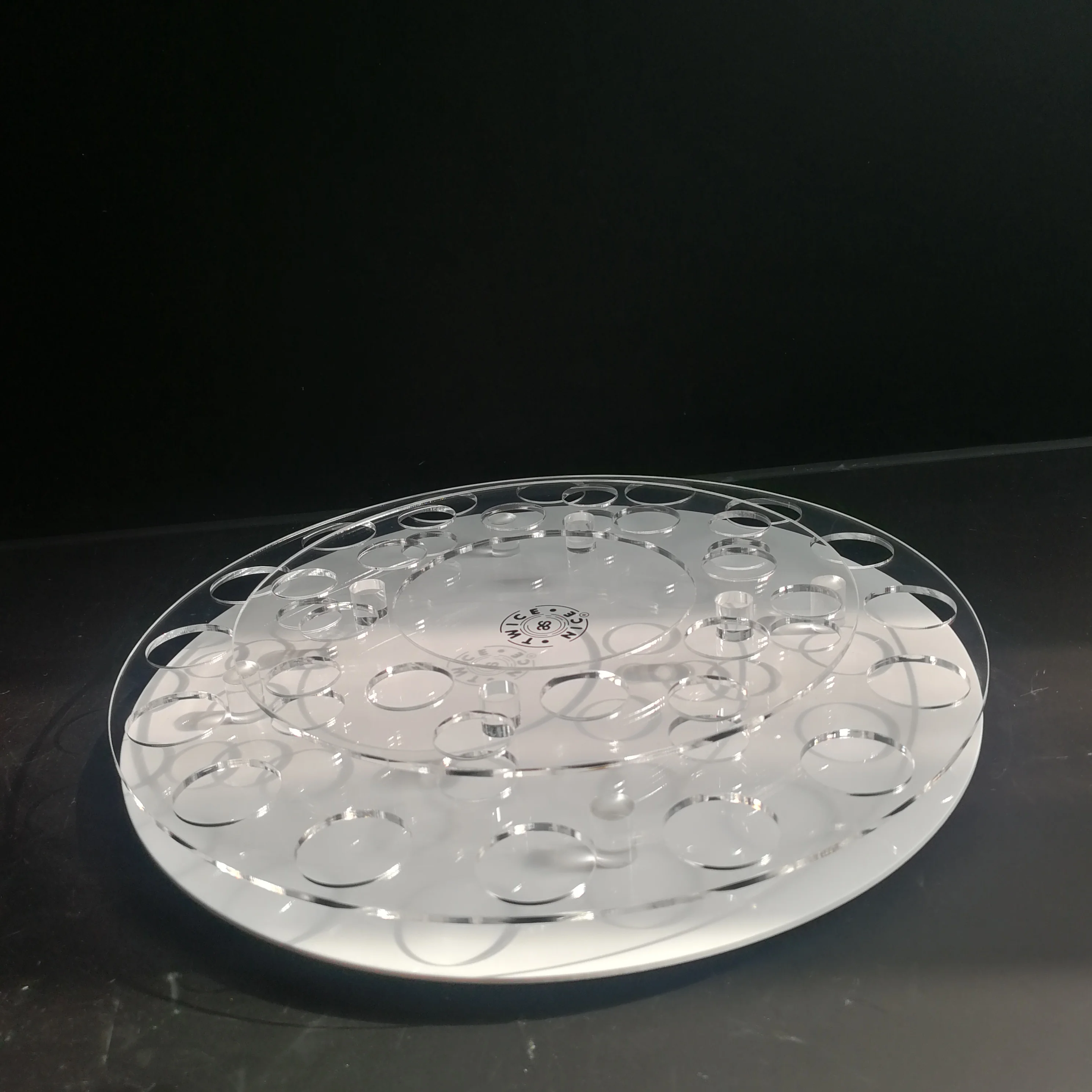 Round rotating counter top acrylic cosmetics display stand plastics rack