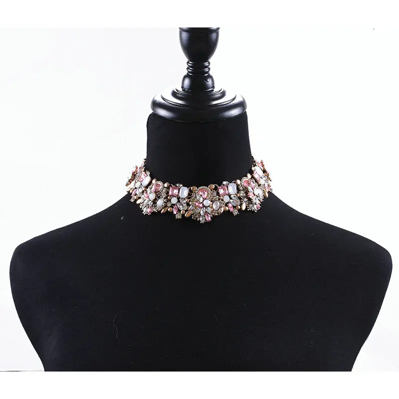
2019 New fashion bling large crystal shiny stone party statement necklace for women 