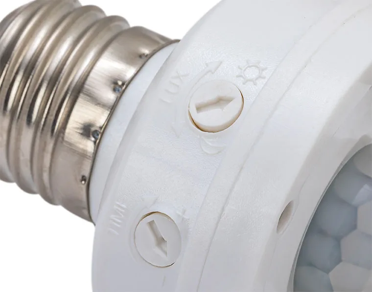 hot selling infrared sensor lamp holder lamp base adapter E27  with PIR motion sensor
