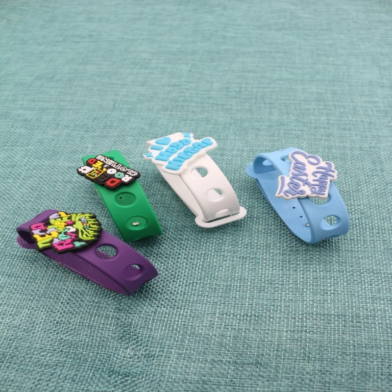 Wsnbwye silicon bracelet thin  band Wrist strap Clip Event Party Custom Adjustable Wrist strap silicone crocs bracelet