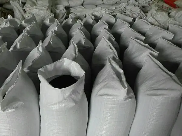 Natural Hot Sale Farmer Price to Export Pure Spices Dried Black Pepper Single Herbs & Spices 1 Kg Baked Round