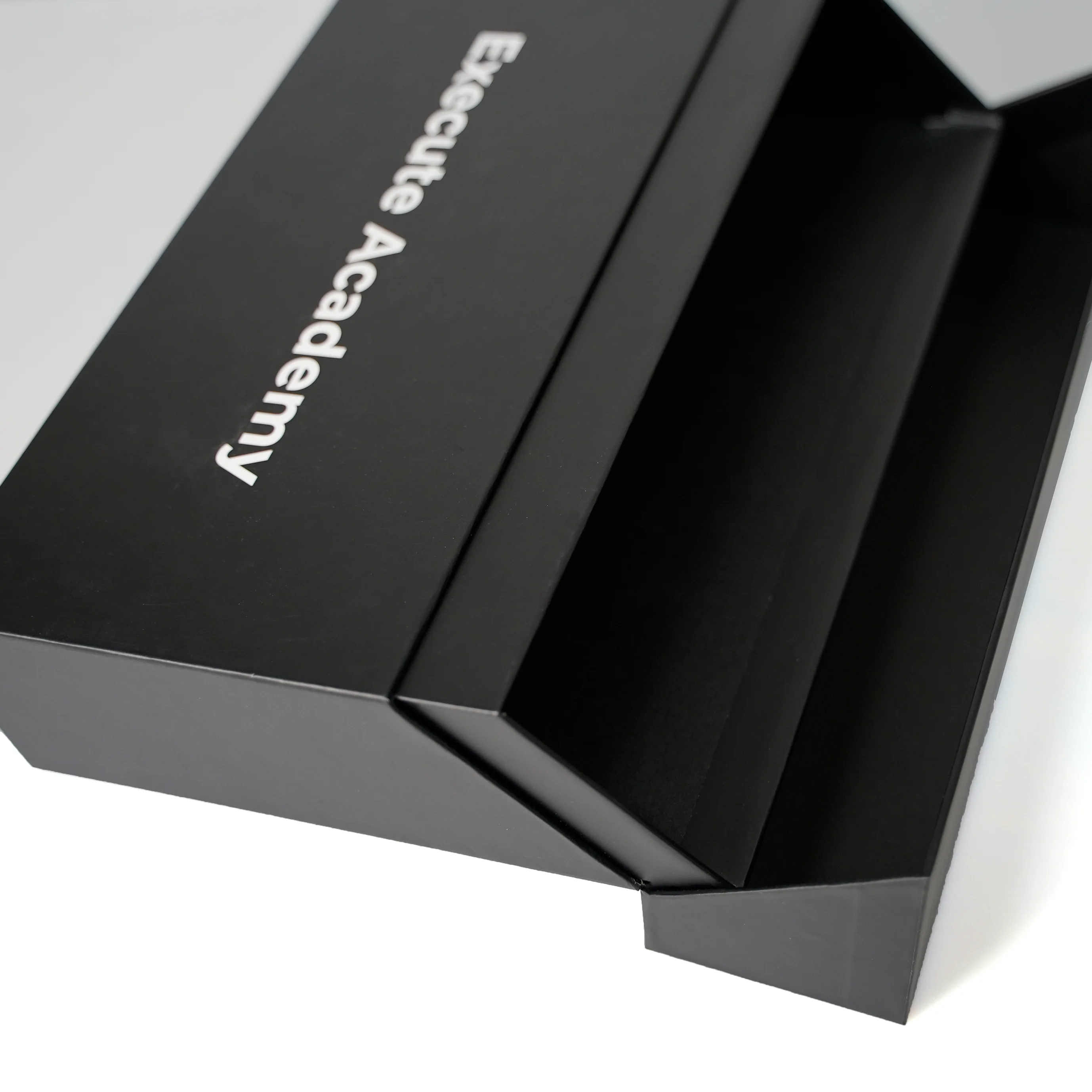 Customize black luxury big gift box book storage box cardboard packaging box for brochure business with cover