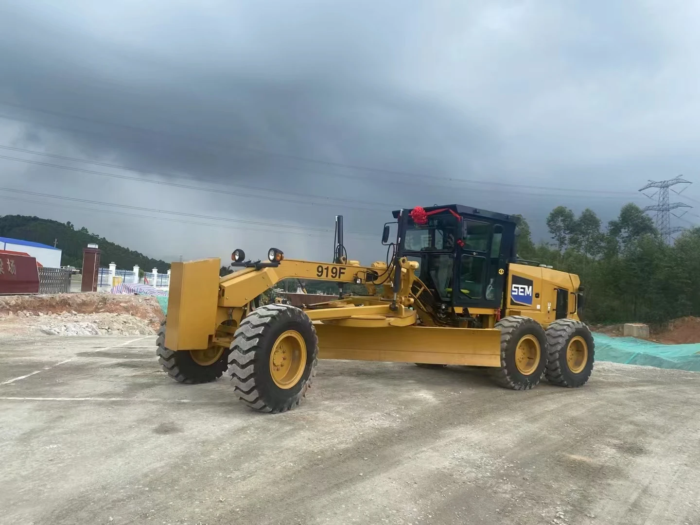 Brand New China Motor Grader 190Hp Small Motor Grader With Rear Ripper 919F for Sale