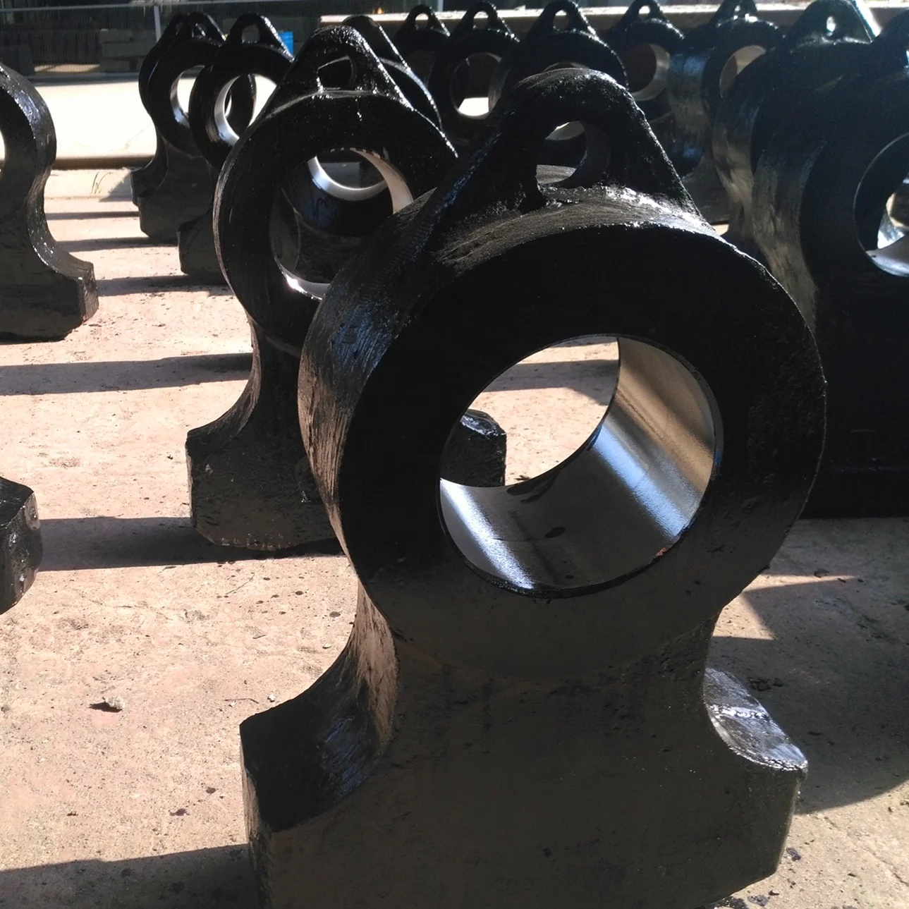 ZHILI Quarry Mining Crusher Machine 8 Bitter Mills Hammer As Spare Parts For Gold Mining