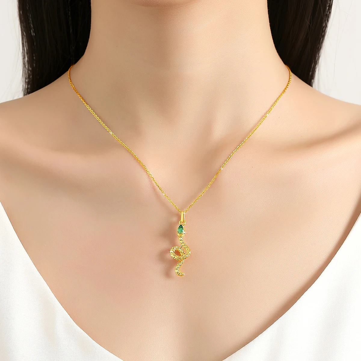 Antique Gold Jewelry 18K 5D Man Woman Gift Exquisite Dropshipping Egyptian Snake Natural Emerald Pendant