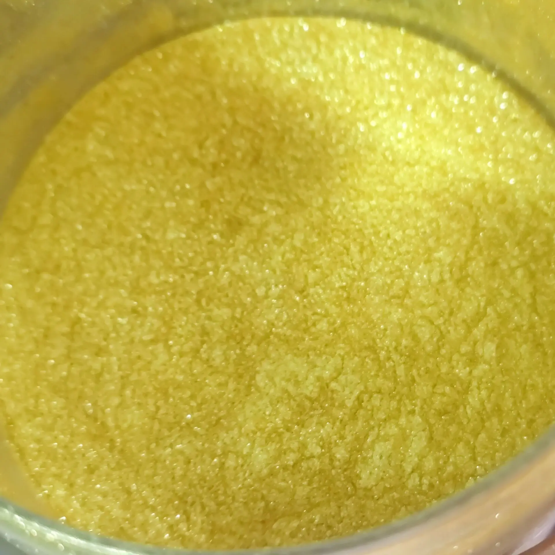 China supplier synthetic mica crystal metallic super bright size 200mesh solar pearl  pearlescent pigment gold powder Code 9315