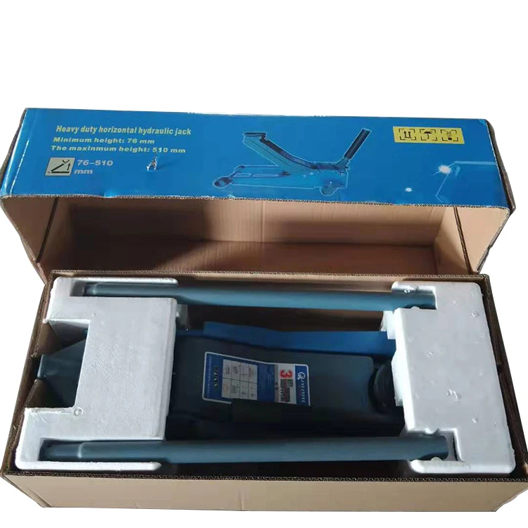 Hydraulic floor jack for truck