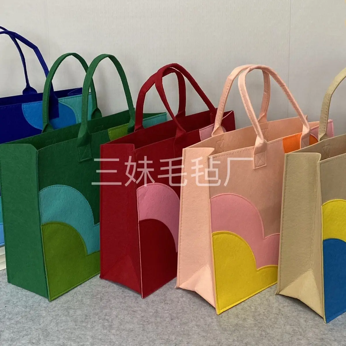 with your logo cheap low price Large capacity handbags tote bags travel bags shopping storage gift bags