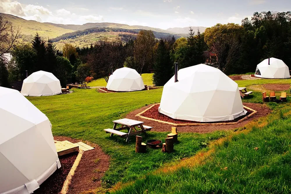 Custom White Round Soundproof Waterproof Outdoor Resort Luxury Camping Hotel Houses glamping round dome tent