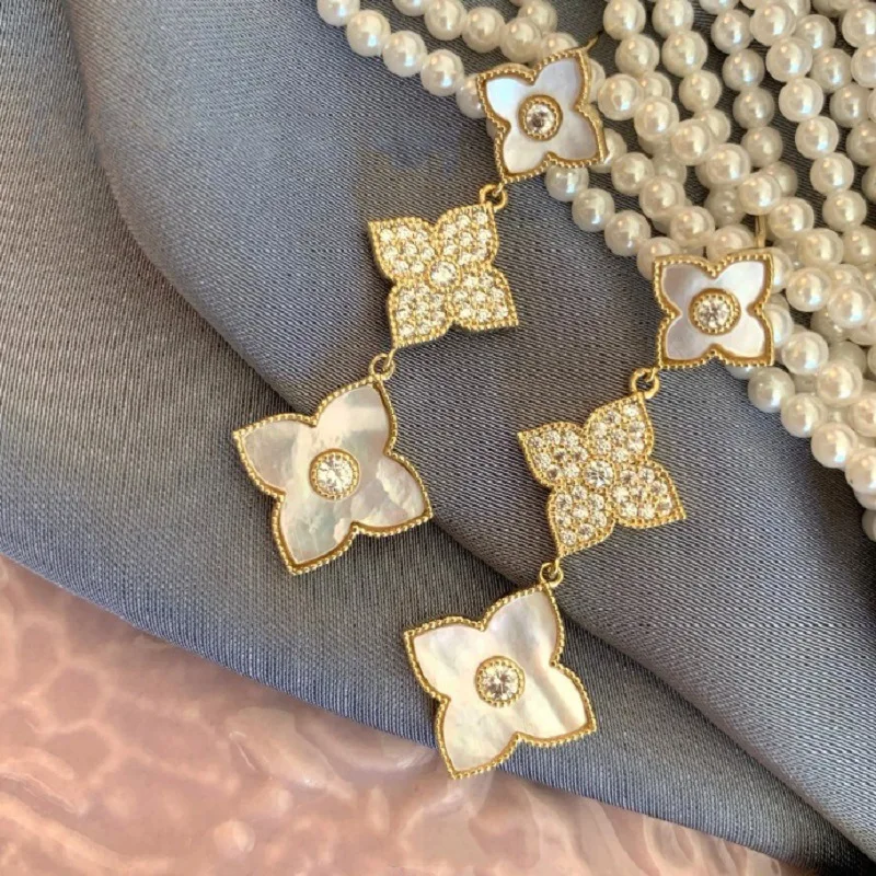 Innovative Products 2023 Jewelry Wholesale Korean Fashion 925 Silver Needle Four Leaf Grass Long Diamond Set Zircon Earrings