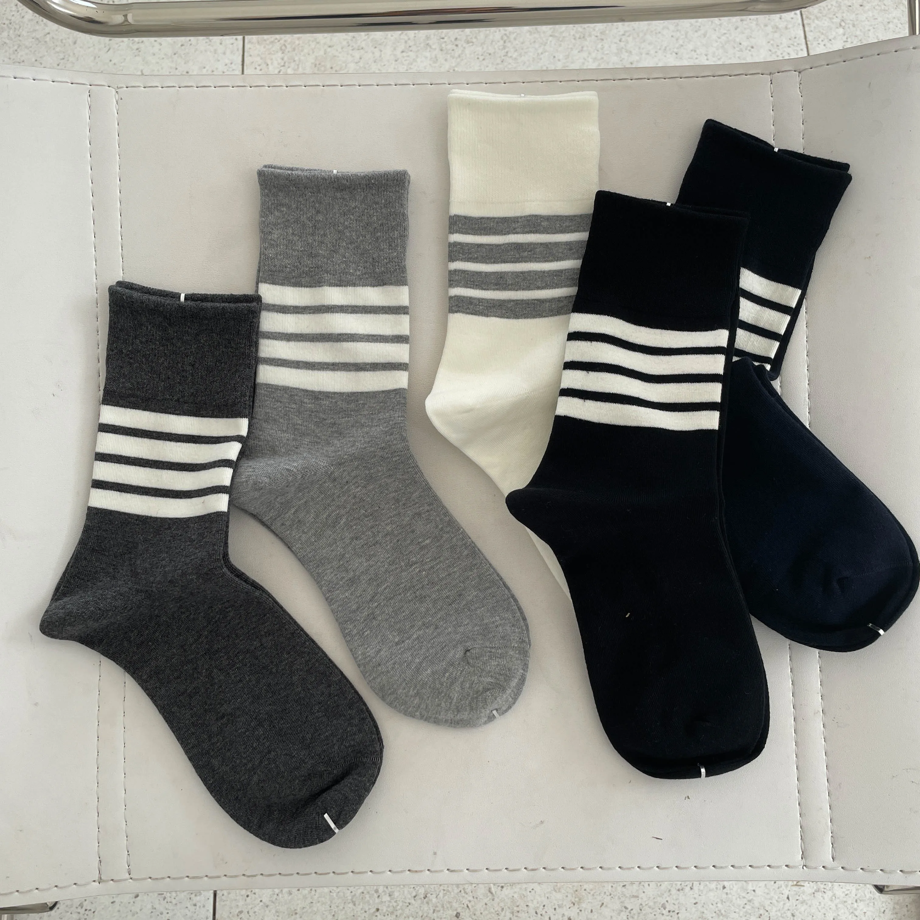  Factory Supply Fashion Ladies Soft Striped Athletic Cotton Crew Sport