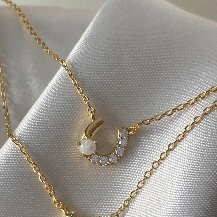 Wholesale Fashion Pour Femmes Stainless Steel Chain Rainbow Horse Shoe Horseshoe U Shaped Fine Necklace for Women Jewelry Gift