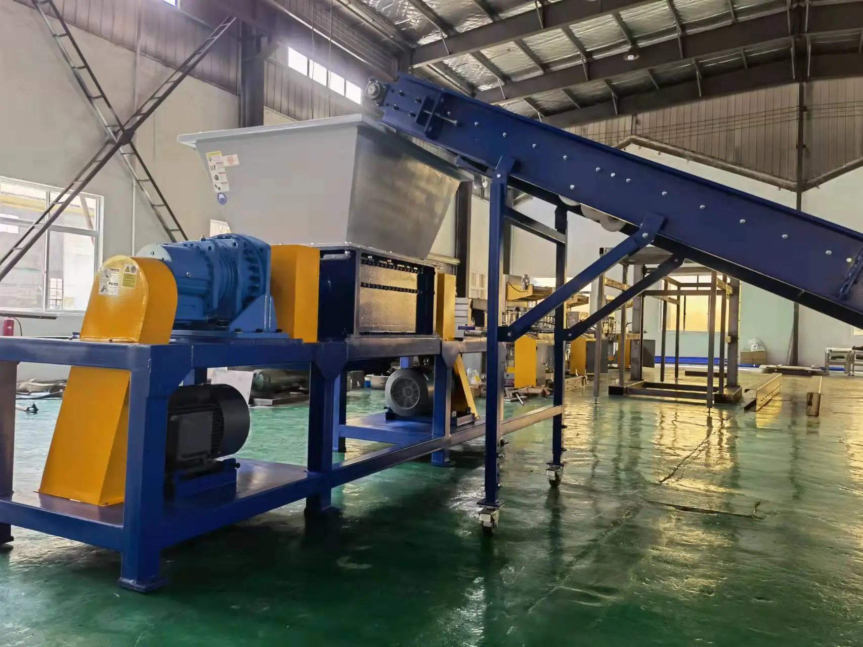 Manufacturer Professional Customization Double Shaft Mini Plastic Shredder