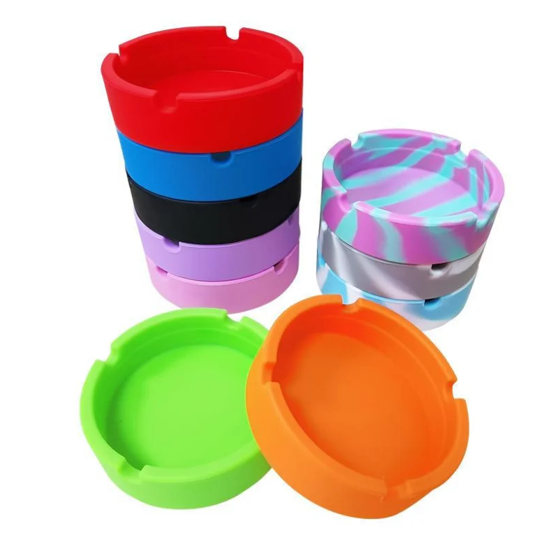 Custom logo Portable Smoking Accessories Round Shape Silicone Cigar Ashtray Outdoor