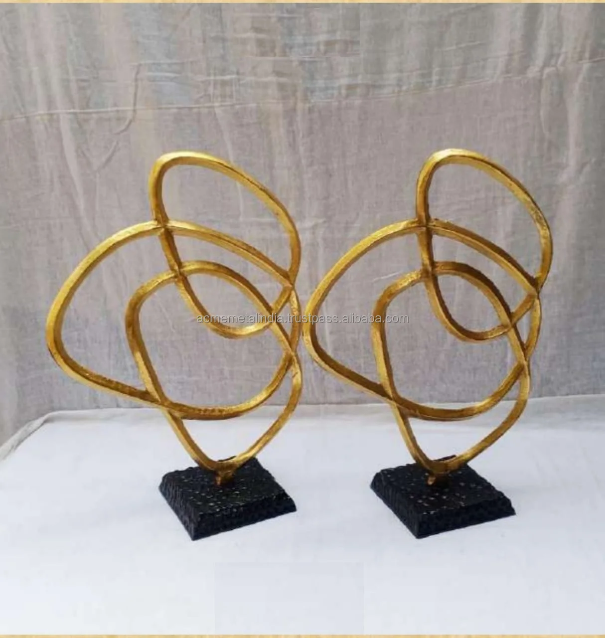 Набор из 3 латунных позолоченных настольных предметов с подставкой черным покрытием идеально подходит для домашнего декора и элегантных интерьеров