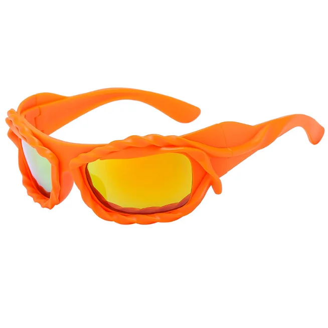 Punk Twisted Sunglasses Men Women Hip Hop Y2K Sun Glasses Male Streetwear Shades Futuristic Eyewear