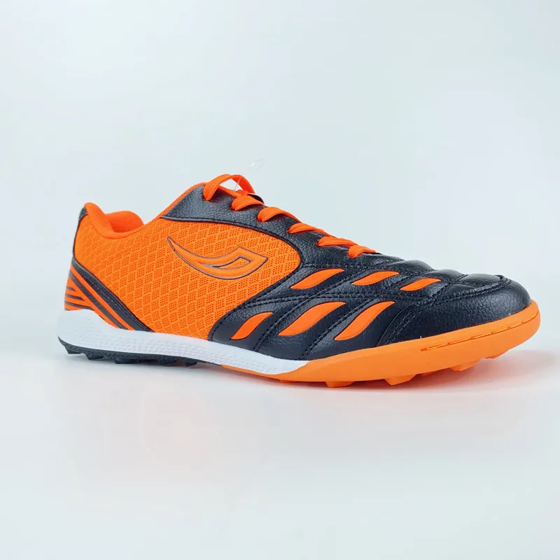 Factory wholesale custom high - quality football shoes.football shoes buy